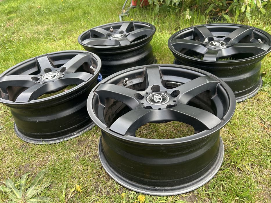 Felgi aluminiowe czarne r. 15 6,5J +  czujniki TPMS Bosch