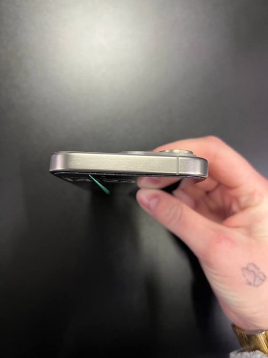 iPhone 15 Pro 256GB Natural Titanium Фізична SIM