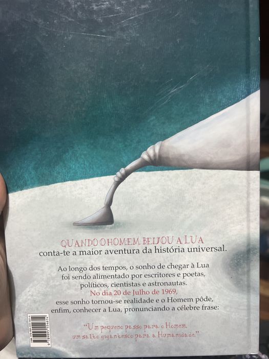 Livro Quando o Homem Beijou a Lua