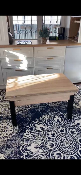 Розкладний кухонний  стіл