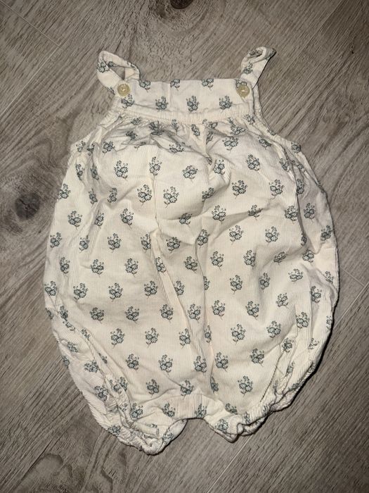 Rampers 68 babygap