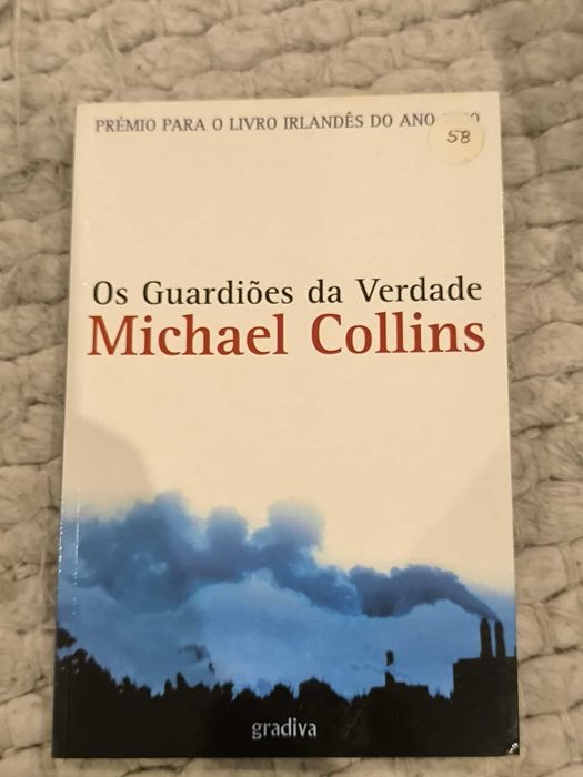 Livro "Os Guardiões da Verdade" de Michael Collins