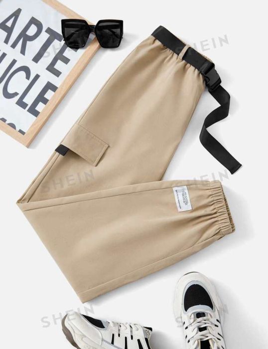 Damskie bojówki z paskiem