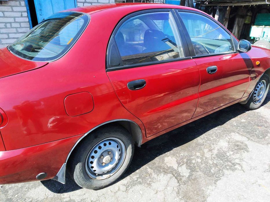 Автомобиль  Sens