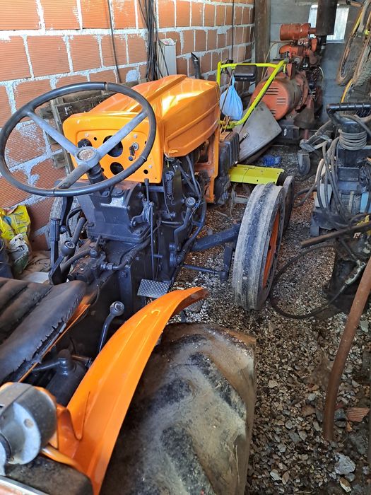 Trator agricula usado