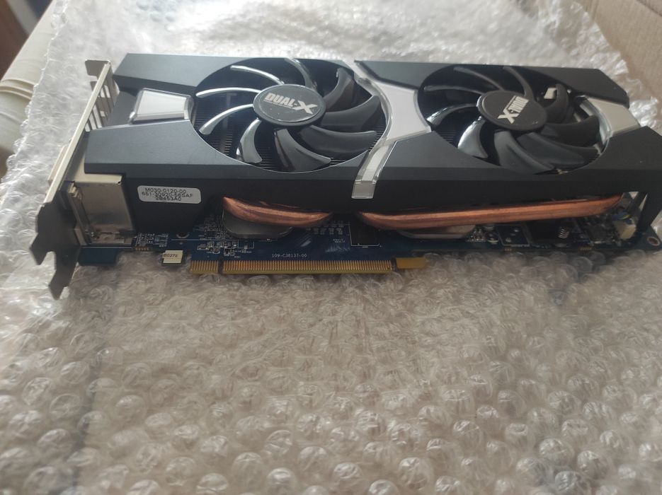 Gráfica Sapphire Radeon R9 280 • 3 GB GDDR5
