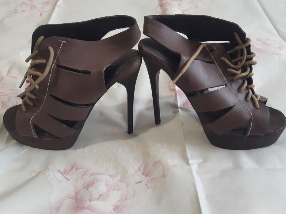 Продам летние туфли  б/у