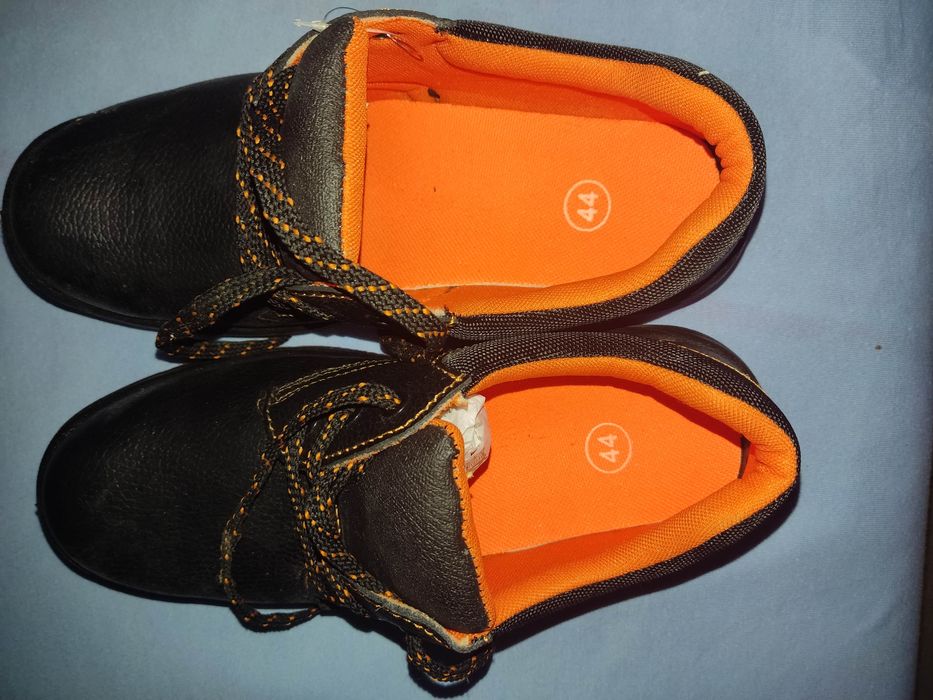 Buty robocze rozmiar 44