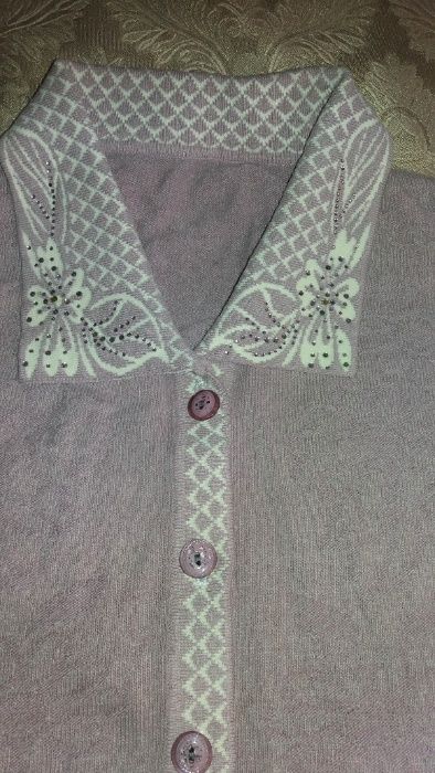 Sweter damski z ozdobnym kołnierzem XL/XXL