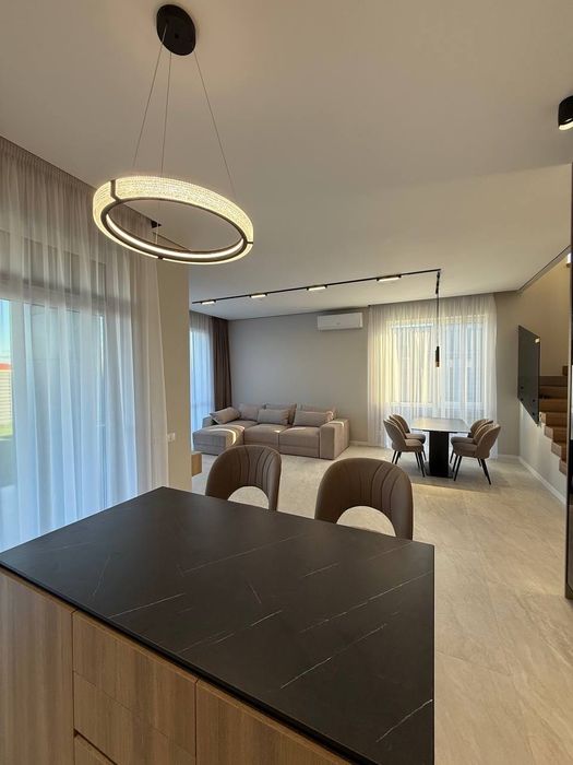 Будинок 175 м2 з ремонтом у Ходосівці, газ, автонавіс, 4 кімнати