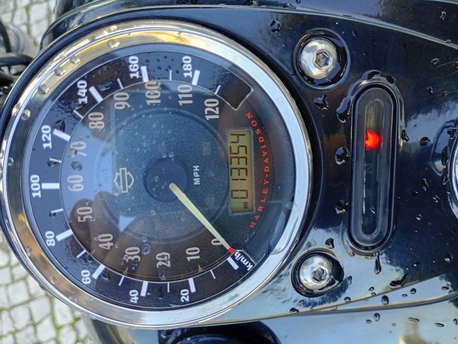 Harley-Davidson Dyna Wide Glide 2013 único em PT