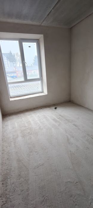 Продається 2к Виставка