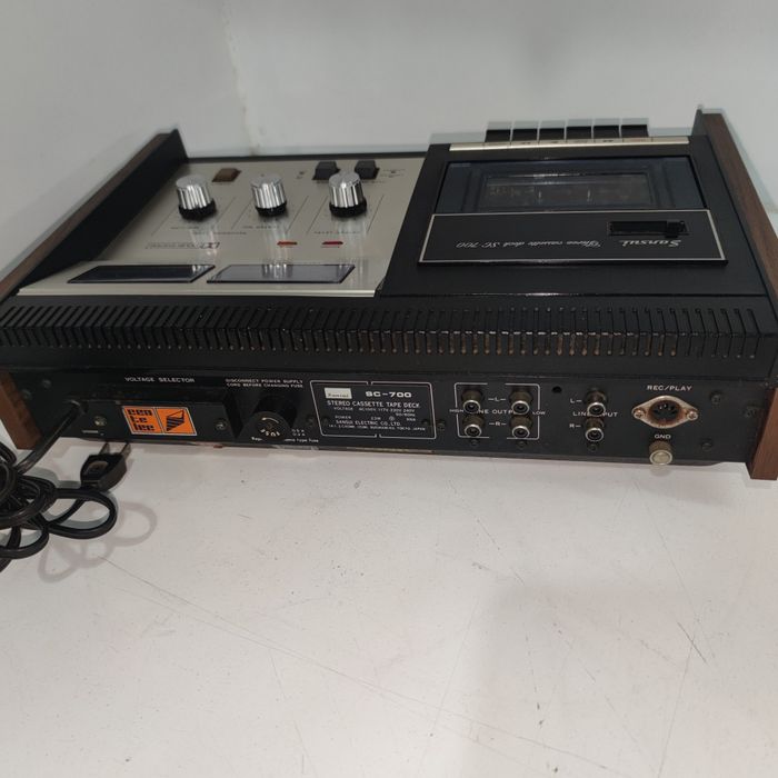 Deck de cassete estéreo Sansui SC-700