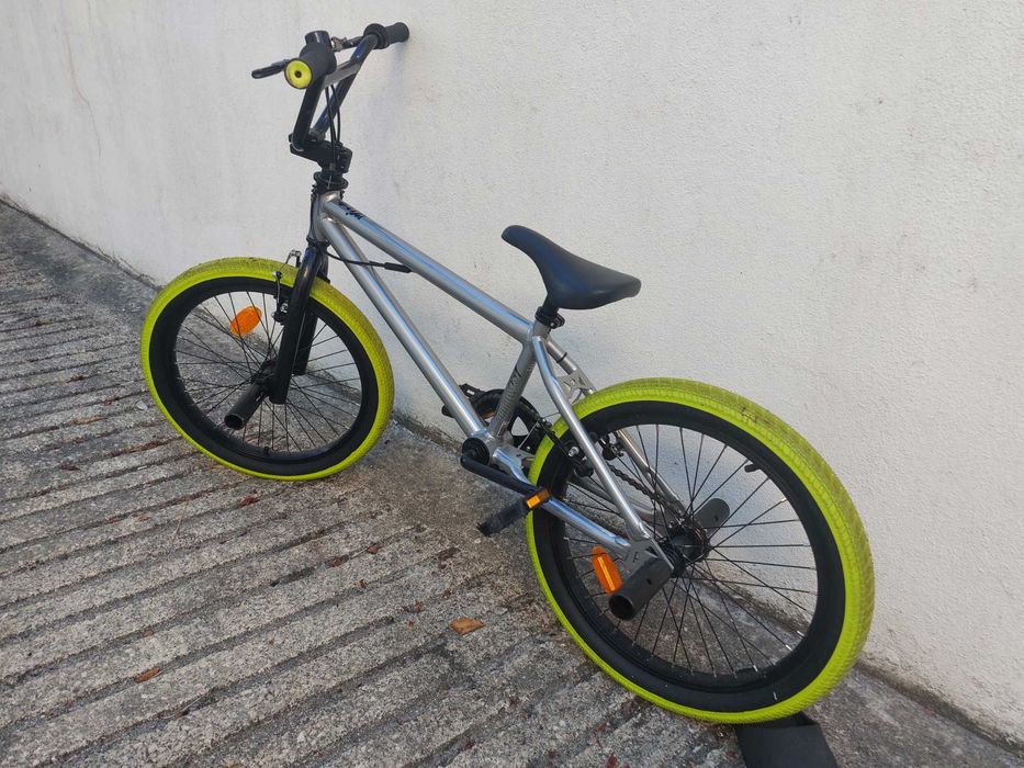 Bicicleta BMX Decatlon roda 20” – Muito bom estado