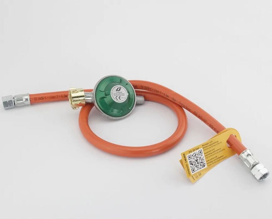 Reduktor do gazu 30mbar z wężem 150cm