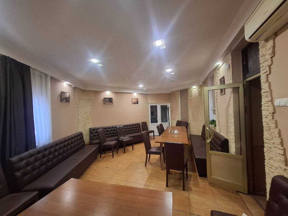 Кафе-бар 278 м² з літнім майданчиком — Таращанський масив