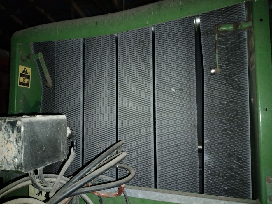 prasa John Deere 545