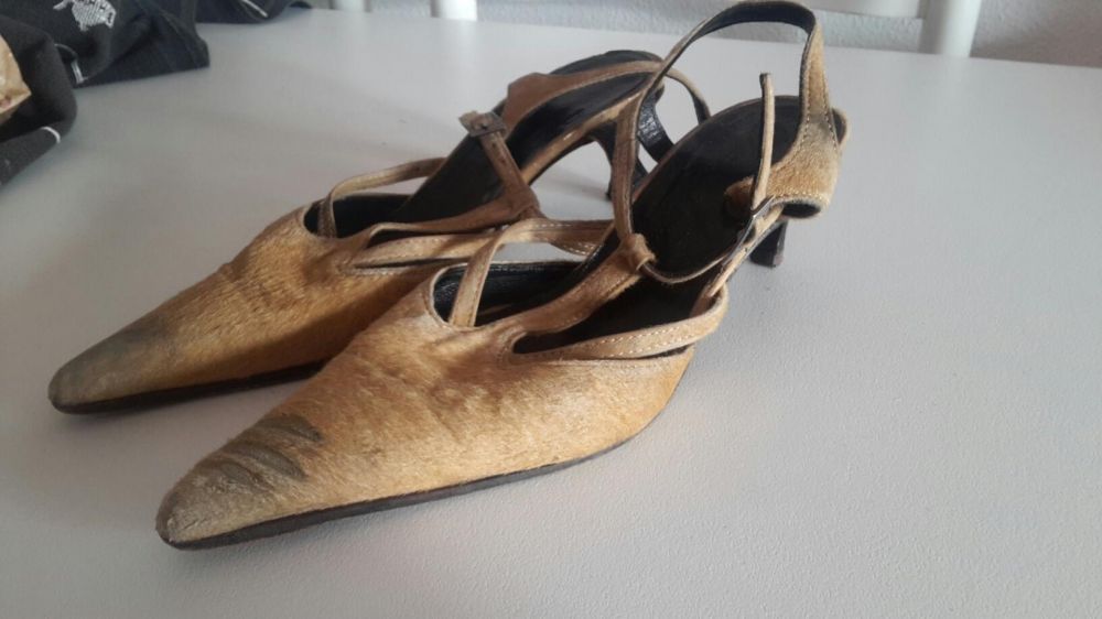 Sapato castanhos