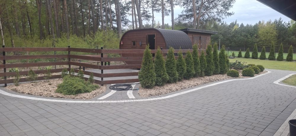 Domek drewniany z wiatą; Sauna; JACUZZI