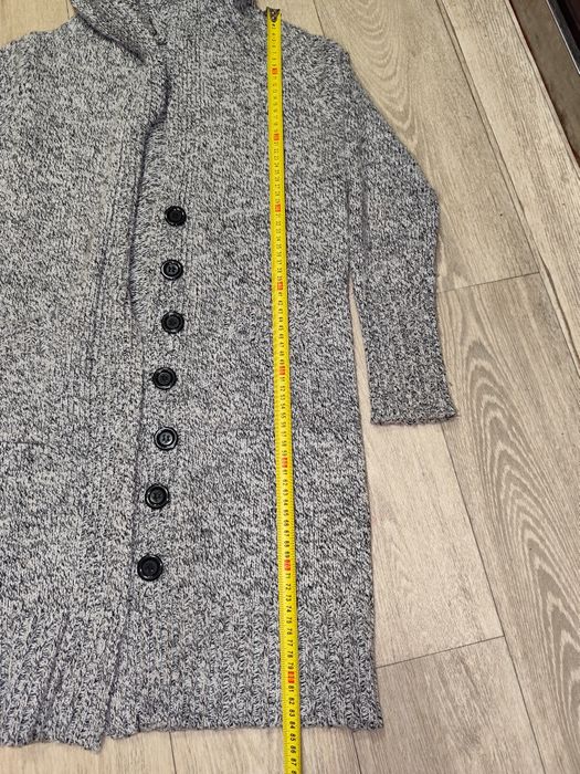 Кардіган в'язаний з капюшоном