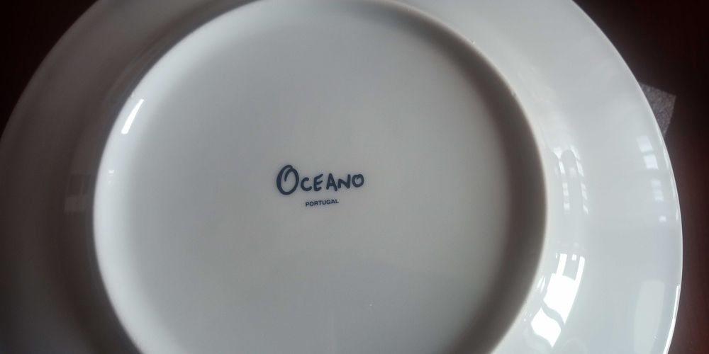 Conjunto de serviços de porcelana e cristal + extras 12 e 6 pessoas