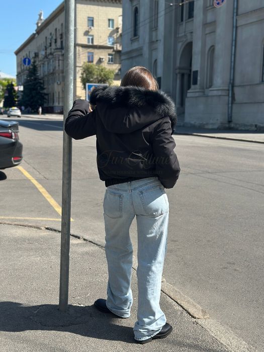 Жіночий зимовий чорний бомбер куртка з хутром песця.  42-60 рр