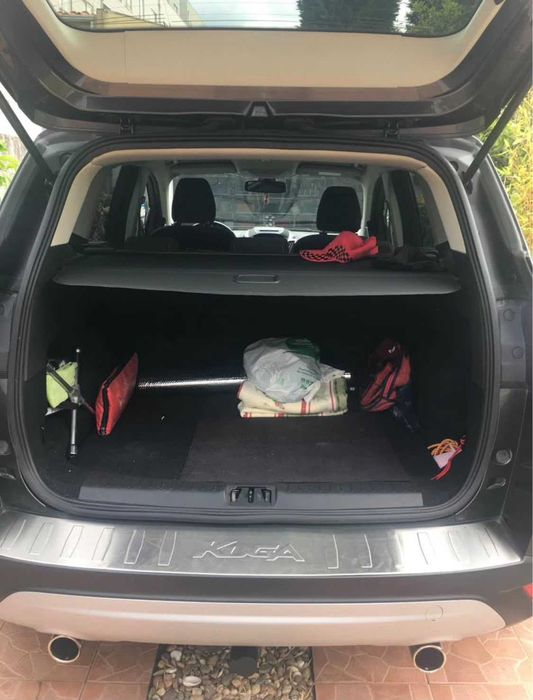 Ford Kuga II 2.0 TDCi 120 cv Titanium (2018) – Excelente Estado — photo 5
