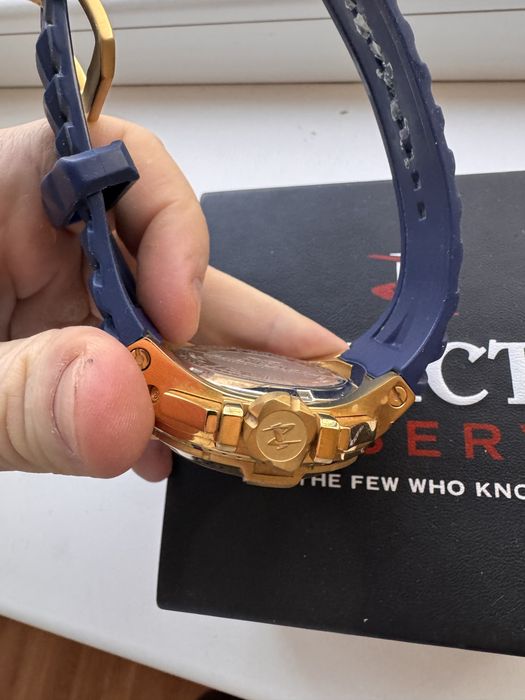 Часы Invicta Excursion Chronograph — оригинал, коробка