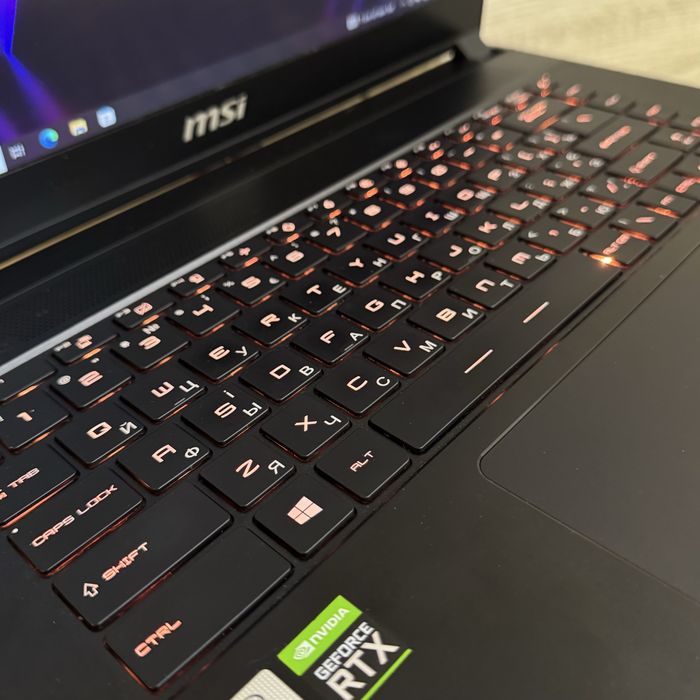 Ігровий ноутбук MSI i7 10750, Rtx 2060, 240Hz