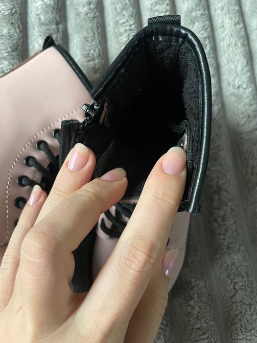 Осінні черевики для дівчинки