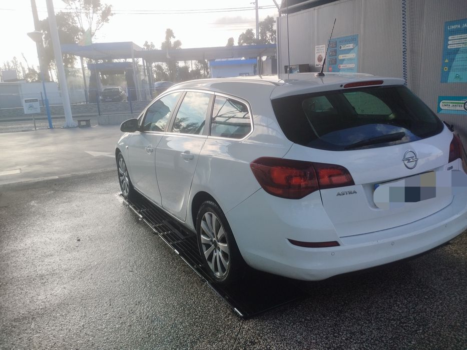 Opel Astra — fotografia 6