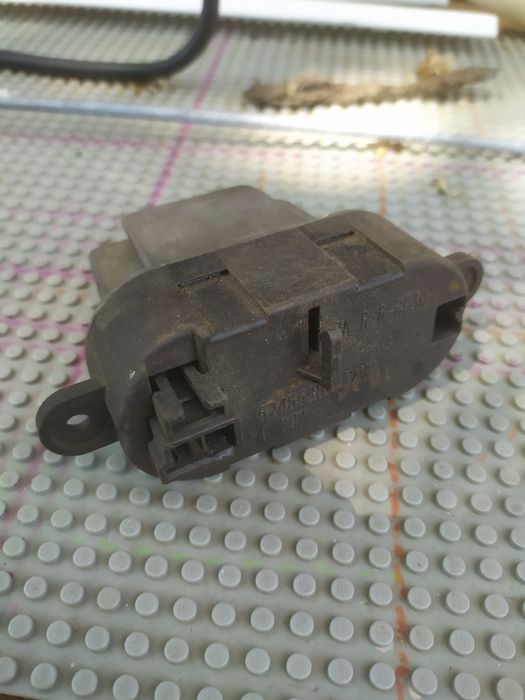 Резистор, реостат пічки Alfa Romeo 147