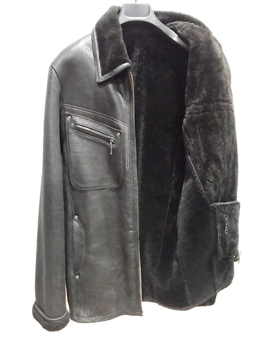 Натуральна чоловіча дублянка з овчини. Розмір L