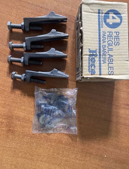 Комплект чавунних ніжок для вани Roca