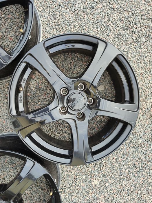 Диски R-17. 5×112. J-7. ET-40. Dia-66.6