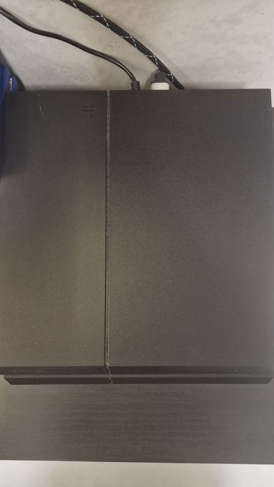 Ps4 500GB +  gry