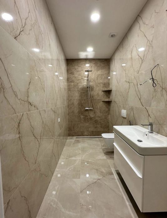 Продаж БУДИНКУ на 10 сот, центральні комунікації, газ, котеджне містеч