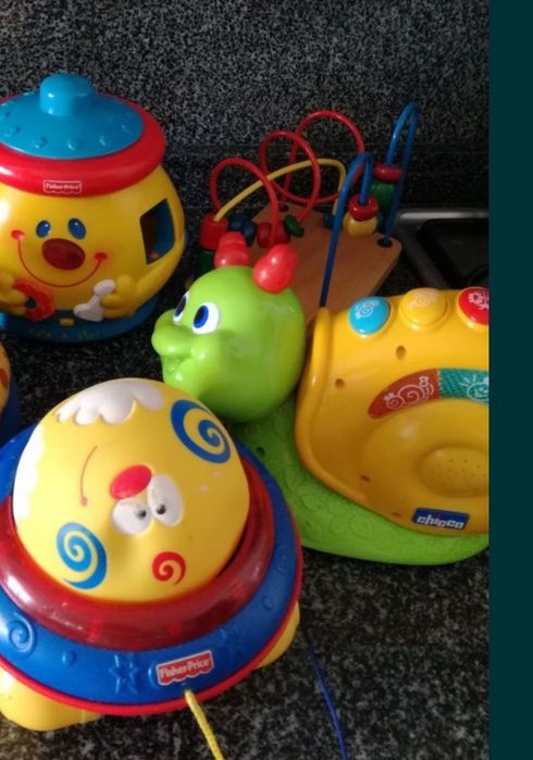 Lote de 4 brinquedos : Chico, Pré-natal e Fisher Price