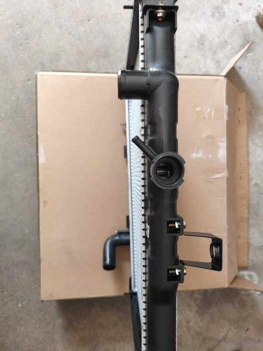 Radiador novo Mitsubishi L300 – Ref. 6532002062