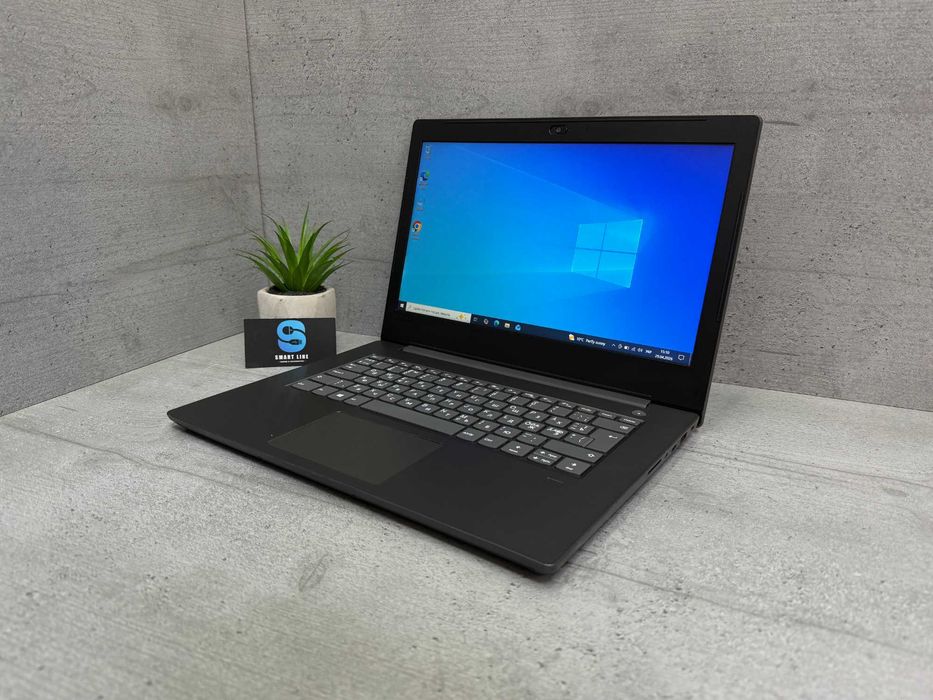 Стильний ноутбук Lenovo V330-14IKB/256gb ssd/8gb ddr4/i5-8250u