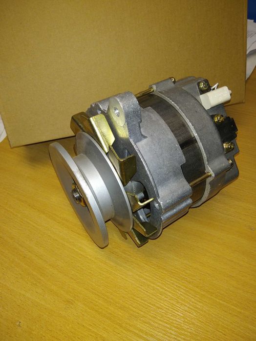 Генератор автомобільний, новий