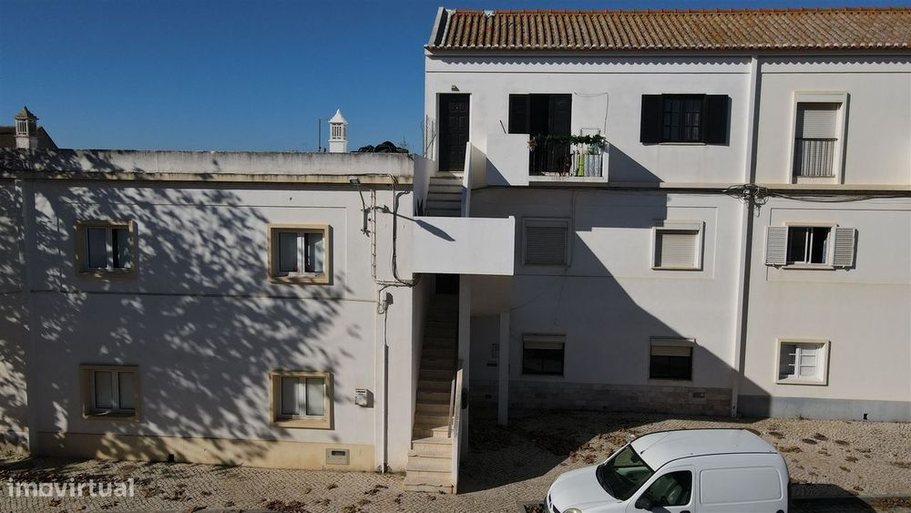 Apartamento T2 central virado a Sul em Santo Amaro, Lagos