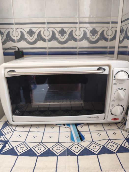 Forno elétrico com pouco usado