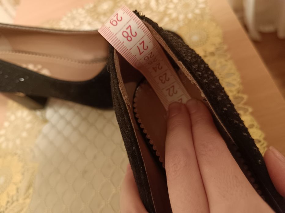 Жіночі черевики, туфлі