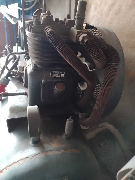 Sprzedam Kompresor 250ltr.