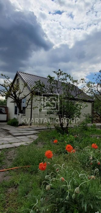 Продаж житлового будинку с. Велика Димерка, вул. Січнева 40. Площа загальна 211.8м²