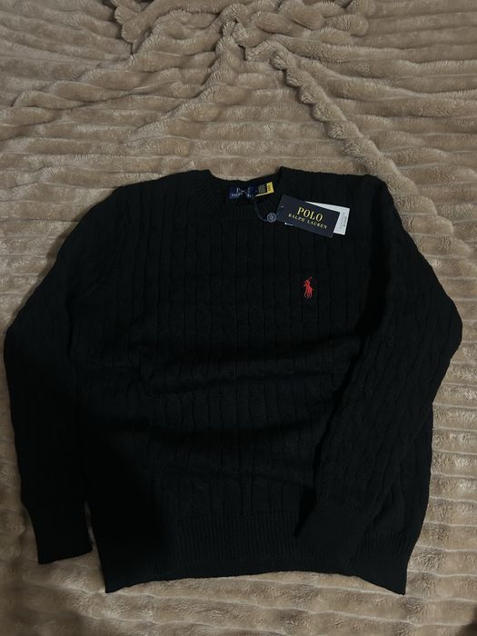 Czarny sweter ralph