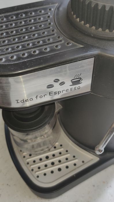 Кофеварка эспрессо (кофемашина)