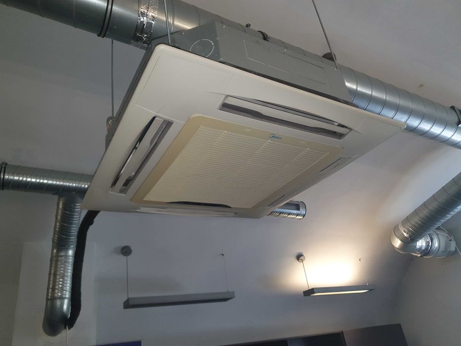 Klimatyzator klimatyzacja kaseton Midea 2 szt