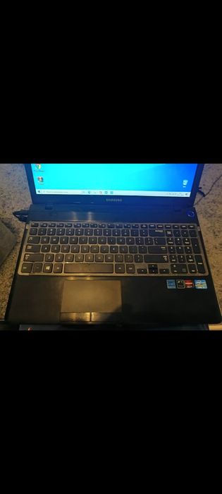 Laptop Samsung NP350E5C